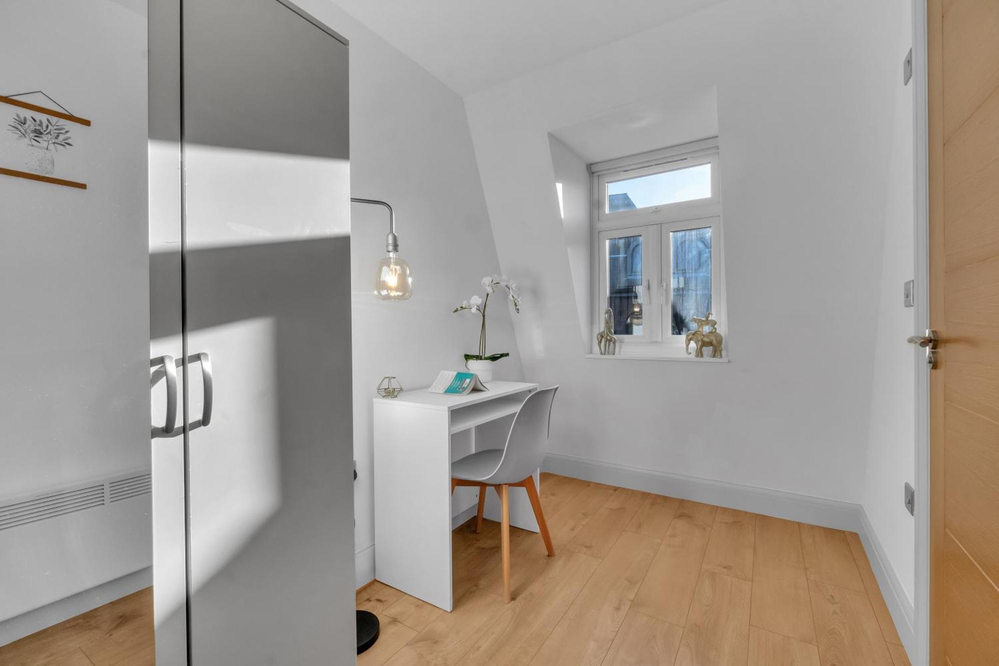 Apartment Homely - West Putney London
